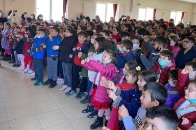 ÖĞRENCİLER'DEN 'ŞUDABAP ÇOCUK' ŞARKILARINA YOĞUN İLGİ