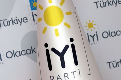 İYİ PARTİ'DE YÖNETİMİNDE BÜYÜK DEĞİŞİM