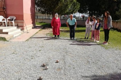 SÖKE'DEKİ HUZUR EVİNDE YENİ TREND 'BOCCE'