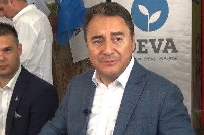 DEVA PARTİSİ LİDERİ BABACAN KUŞADASI'NDA 2023 SEÇİM HAZIRLIKLARINI ANLATTI