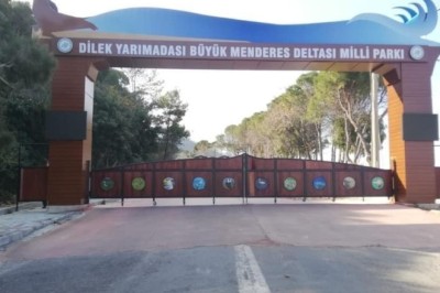 MİLLİ PARK'TA YÜRÜYÜŞ DURDURULDU