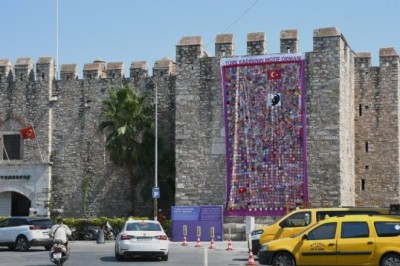 TARİHİ KERVANSARAY’IN DUVARLARINI KADINLARIMIZ ELLERİYLE SÜSLEDİ