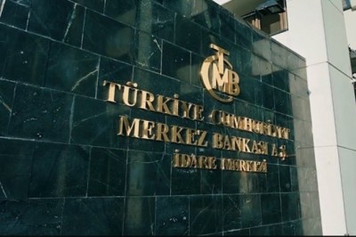 TCMB FAİZ KARARINI AÇIKLADI; DOLAR 18 TL'Yİ AŞTI