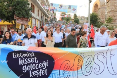 SELÇUK FESTİVAL BAŞKENTİ OLDU