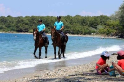 JANDARMA MİLLİ PARK'TA HALKI BİLİNÇLENDİRME ÇALIŞMALARINA DEVAM EDİYOR