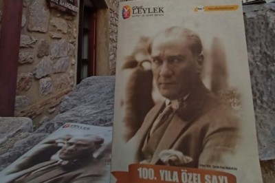 EFESLİ LEYLEK'İN 100. YIL ÖZEL SAYISI YAYINDA