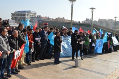 AYDIN'DA DOĞU TÜRKİSTAN'DAKİ ÇİN ZULMÜNE TEPKİ