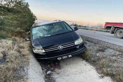 NAZİLLİ BELEDİYE BAŞKANI ÖZCAN AFYONKARAHİSAR'DA KAZA YAPTI