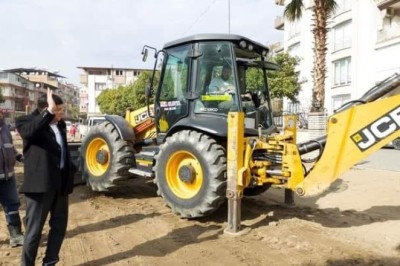 BAŞKAN ÖZCAN ZİYA GÖKALP CADDESİ’NDE İNCELEMELERDE BULUNDU