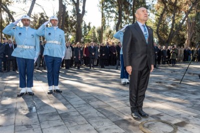 İZMİR’DE ÇANAKKALE DENİZ ZAFERİ’NİN 108’İNCİ YILI KUTLANDI