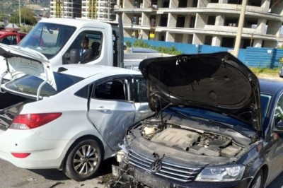 AYDIN'DA TRAFİK KAZASI OLDU: YARALILAR VAR!