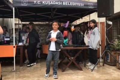 KUŞADALI ÇOCUKLARDAN GERİ DÖNÜŞÜM PROJELERİ