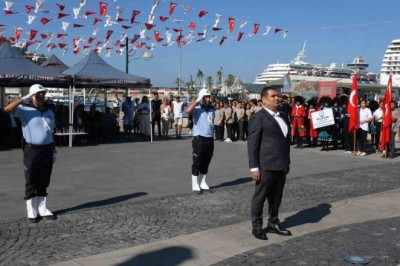 GAZİLER GÜNÜ KUŞADASI’NDA KUTLANDI