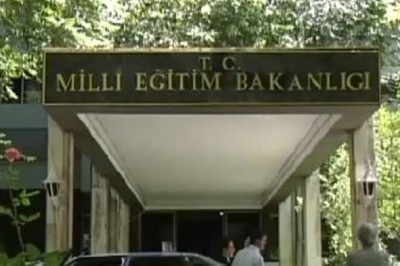 Milli Eğitim Bakanı Tekin: Türkçe Ortalaması 70 Olmayan Öğrenci Sınıf Geçemeyecek !!