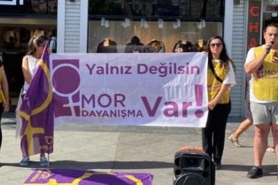 'Yalnız değilsin Mor Dayanışma var’