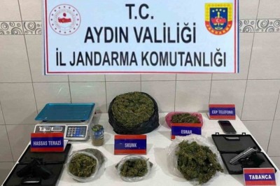 JANDARMA UYUŞTURUCU TACİRLERİNE GÖZ AÇTIRMADI