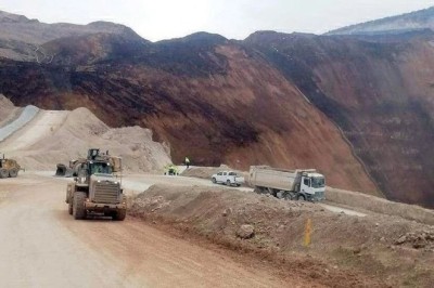 MADENDE GÖÇÜK:9 İŞÇİDEN HABER YOK!