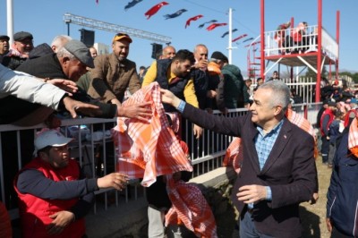 NAZİLLİ'DE VATANDAŞLARDAN SAVAŞ'A TAM DESTEK!