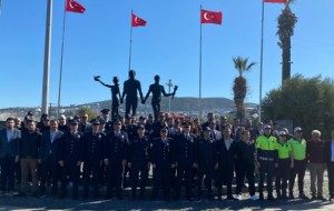 Aydın’ın Kuşadası ilçesinde, Türk Polis Teşkilatı’nın 178’nci kuruluş yıl dönümü törenle kutlandı.